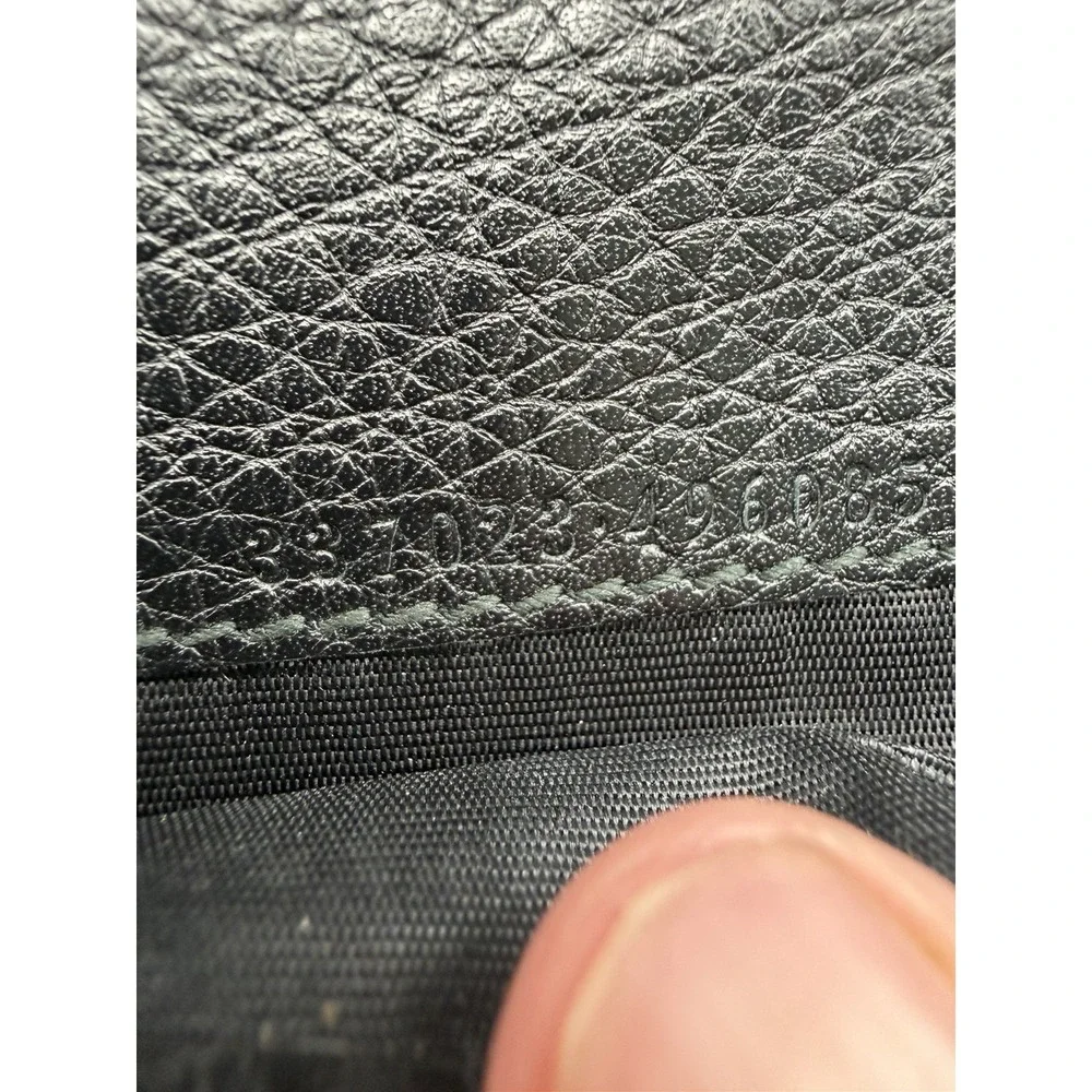 Gucci Vintage Women's Black Leather Bifold Wallet Gold GG Made in Italy